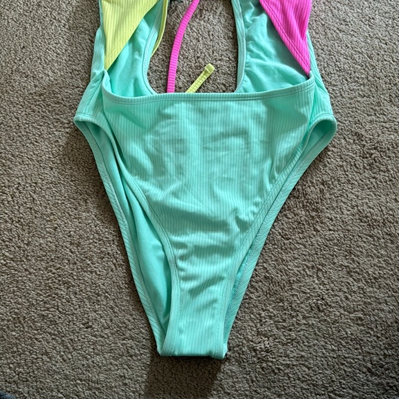 Target color block bathing suit! - Picture 3 of 4